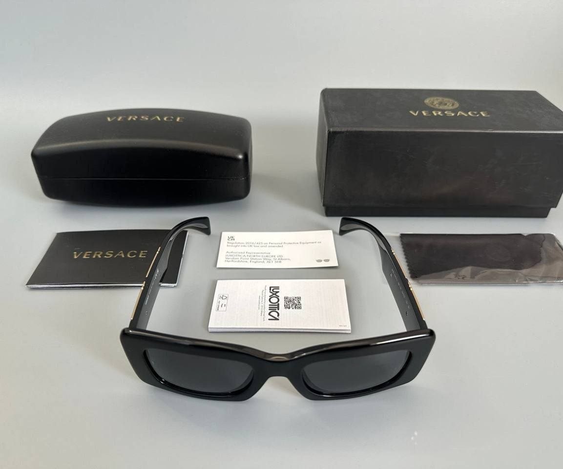 Женские очки Versace Rectangle Ladies Sunglasses
