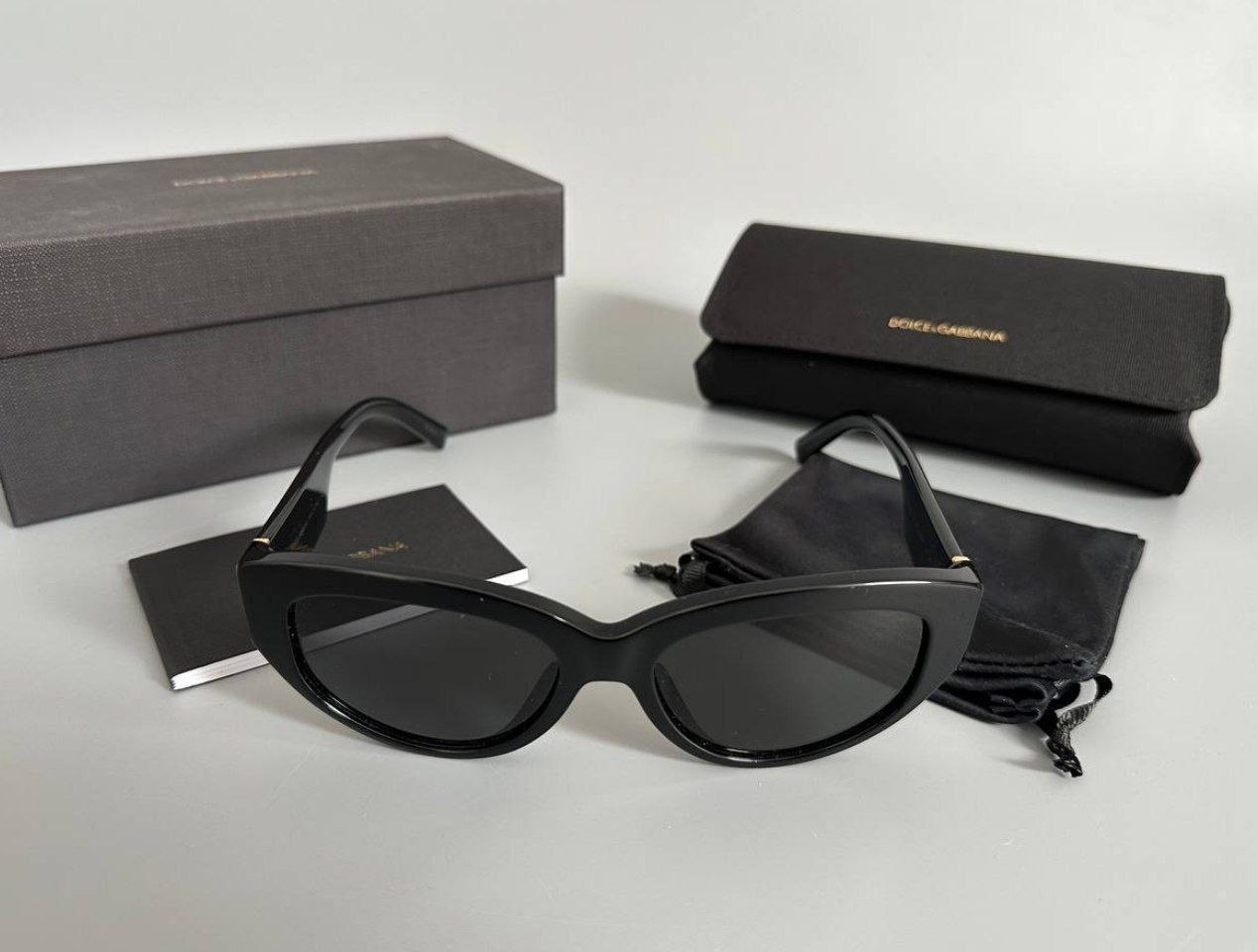 Женские очки Dolce & Gabbana Cat Eye Sunglasses