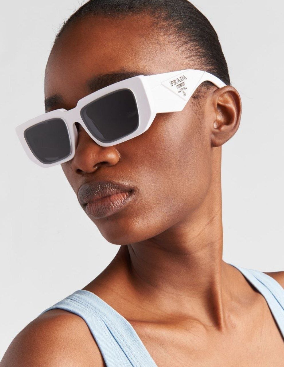 Женские очки Prada New Symbole Logo White Sunglasses