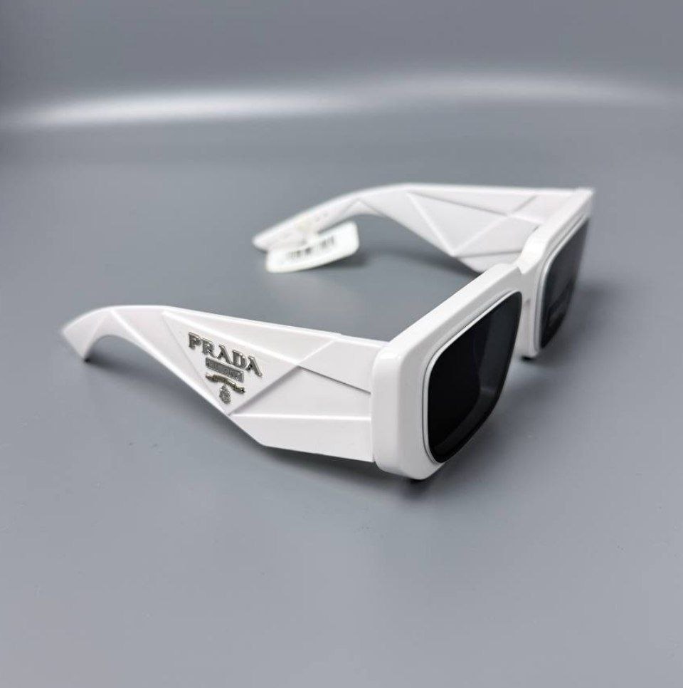 Женские очки Prada New Symbole Logo White Sunglasses