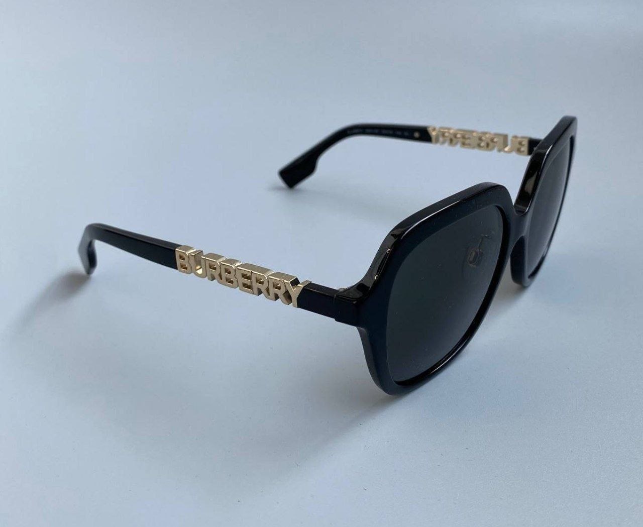 Женские очки BURBERRY ENGLAND JONI Sunglasses