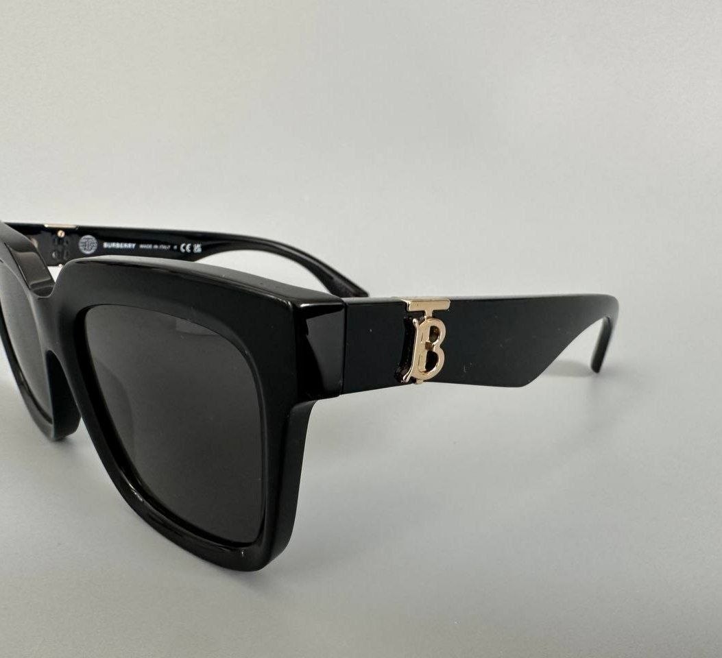 Женские очки Burberry TB Square Sunglasses 'Black'