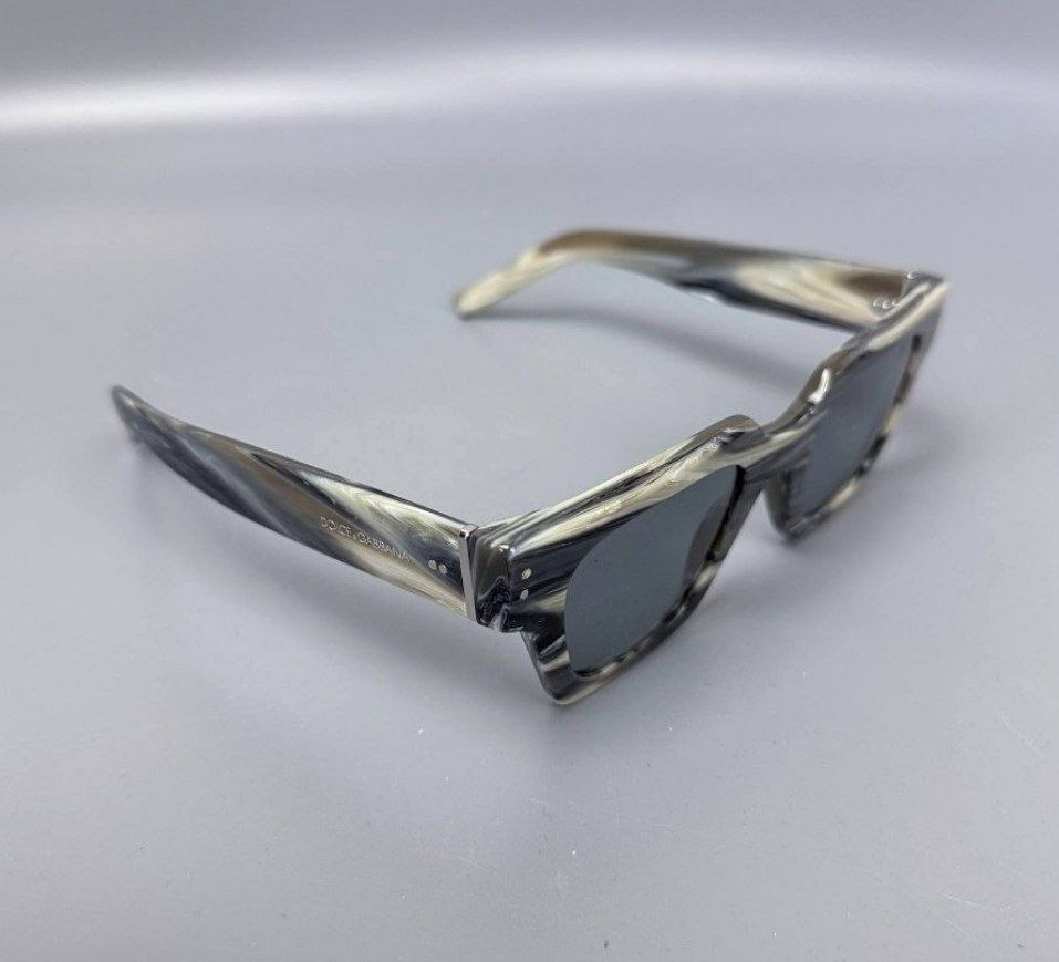 Очки Dolce & Gabbana Square Grey Sunglasses