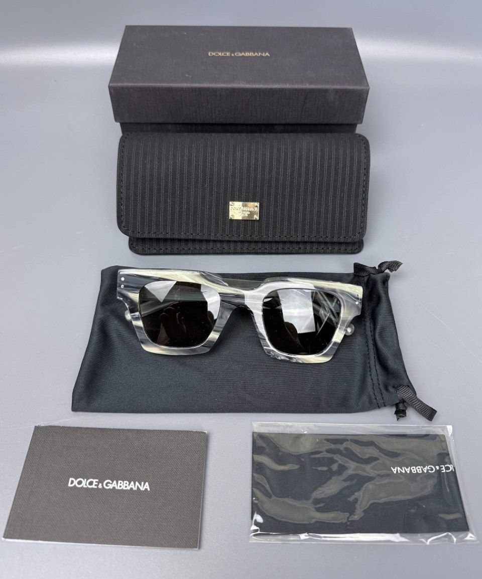 Очки Dolce & Gabbana Square Grey Sunglasses