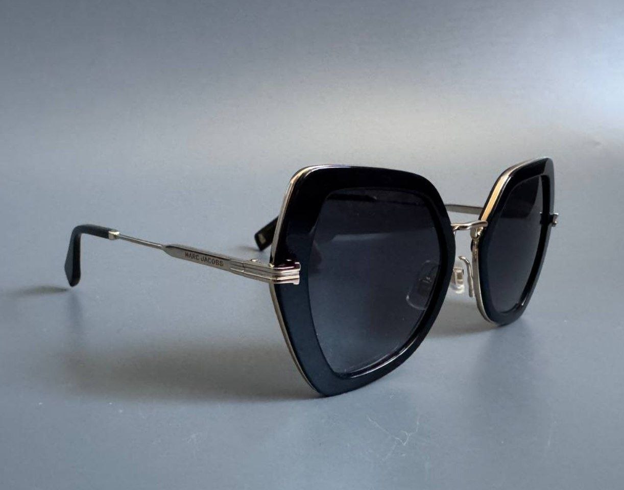Женские очки Marc Jacobs Butterfly Sunglasses