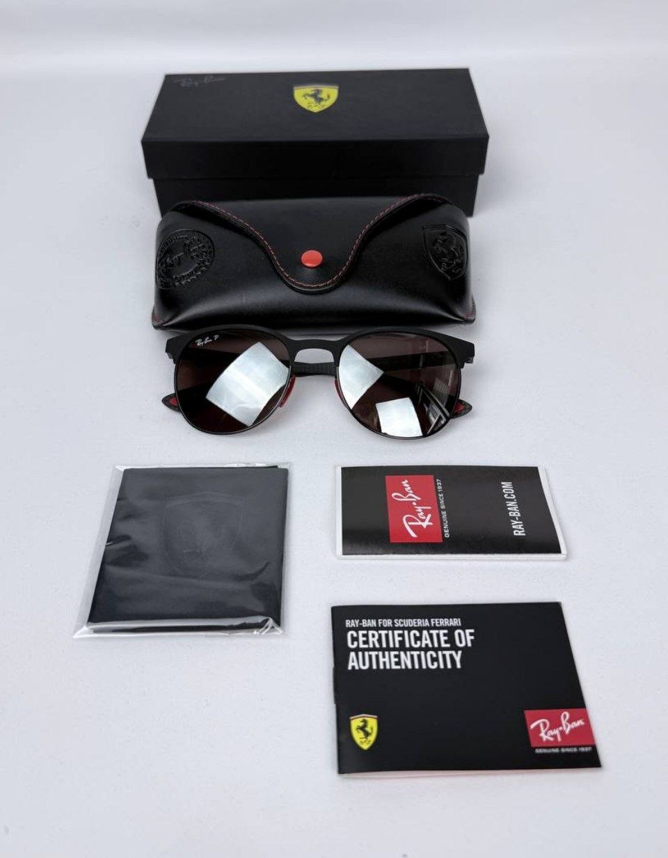 Очки Ray-Ban Scuderia Ferrari Collection Sunglasses