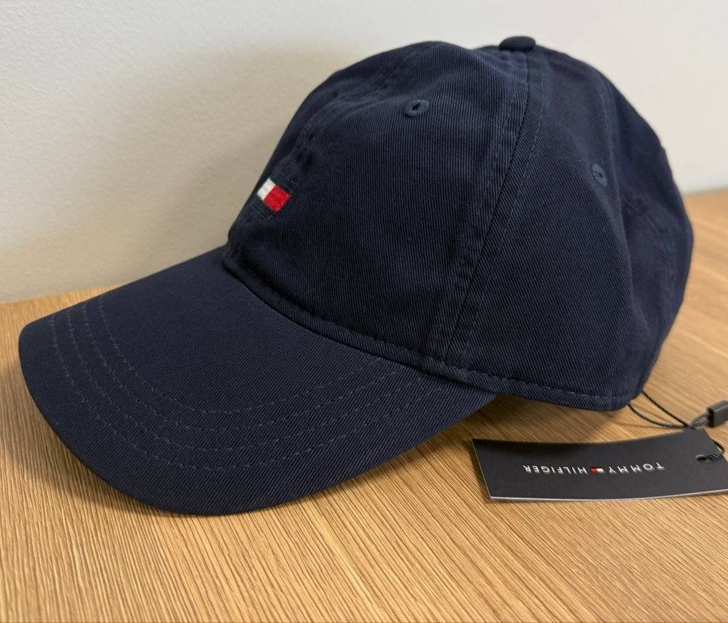 Бейсболка кепка Tommy Hilfiger Men's Embroidered Ardin Cap