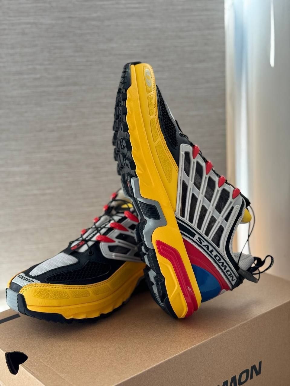 Кроссовки Salomon Advanced ACS Pro 'Black Lemon High Risk Red'
