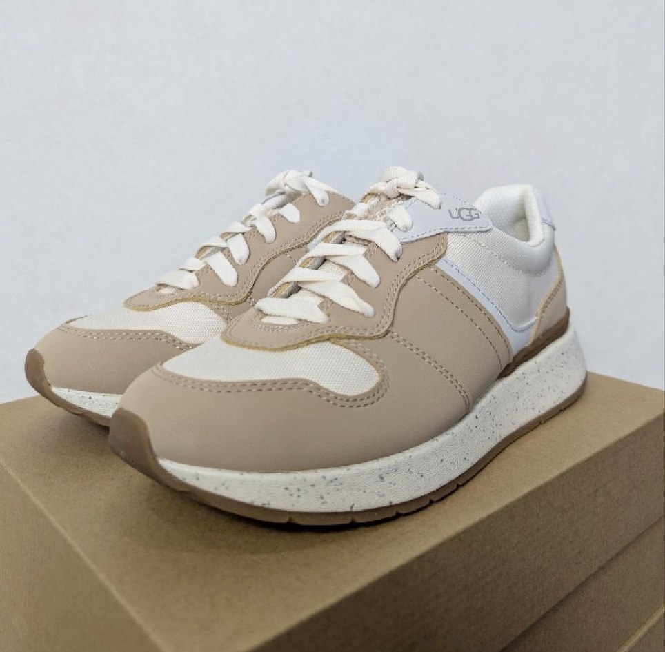 Женские кроссовки UGG ReTrainer Sneakers 'Beige'