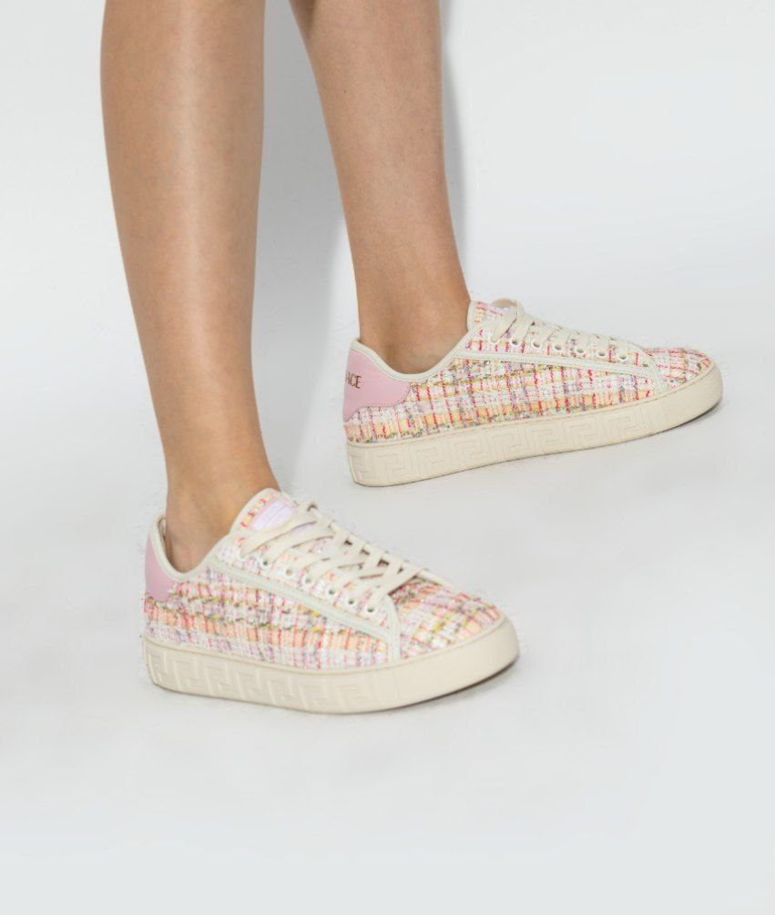 Женские кеды кроссовки VERSACE Lurex Tweed Greca Sneakers ‘Light Pink’