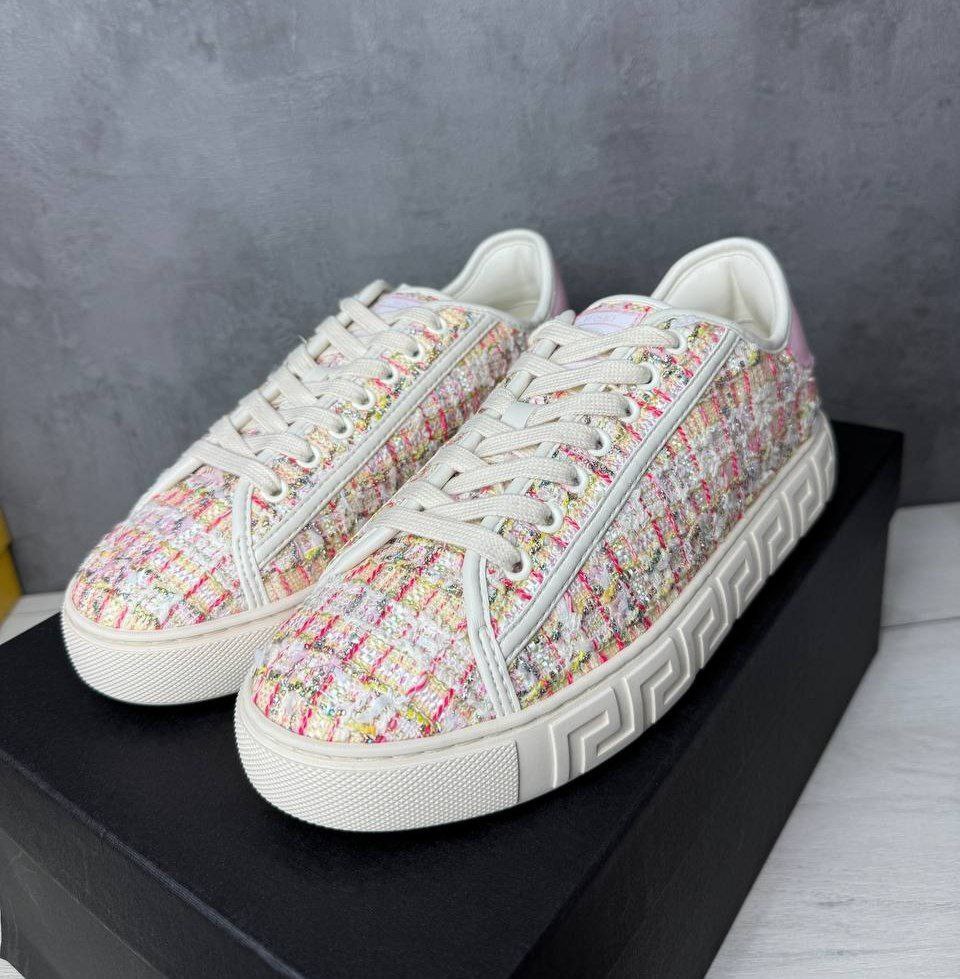 Женские кеды кроссовки VERSACE Lurex Tweed Greca Sneakers ‘Light Pink’