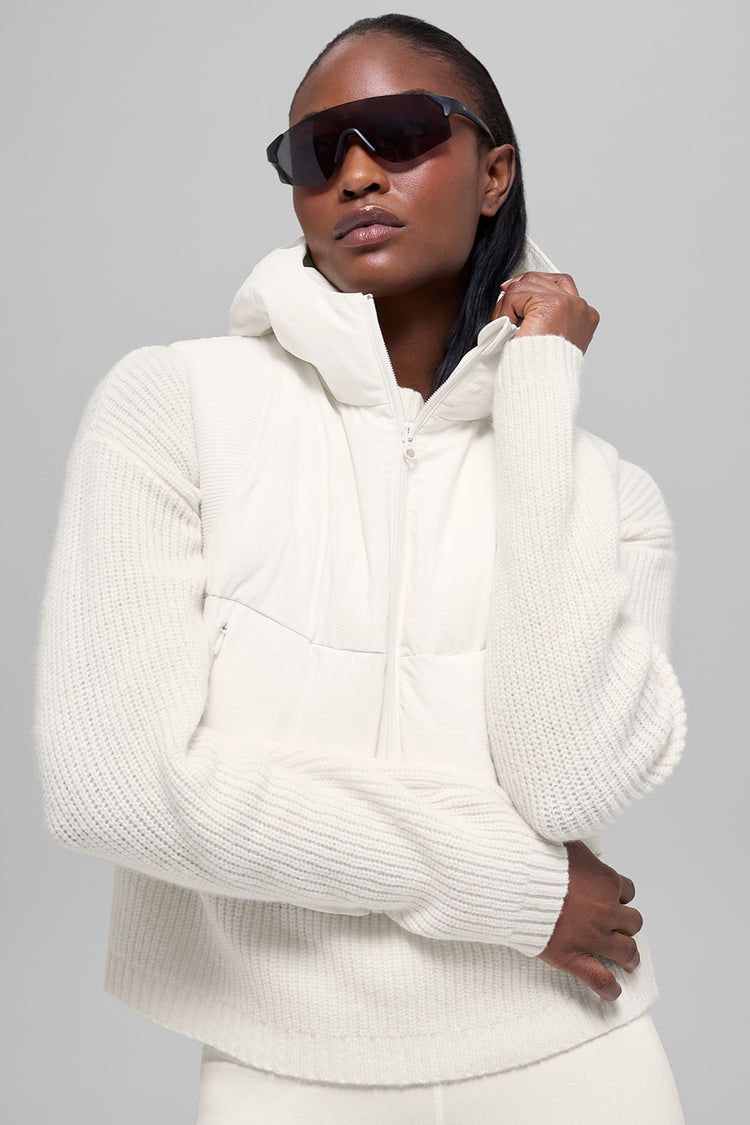 Женский жилет Alo Yoga Fast Lane Puffer Vest 'Ivory'