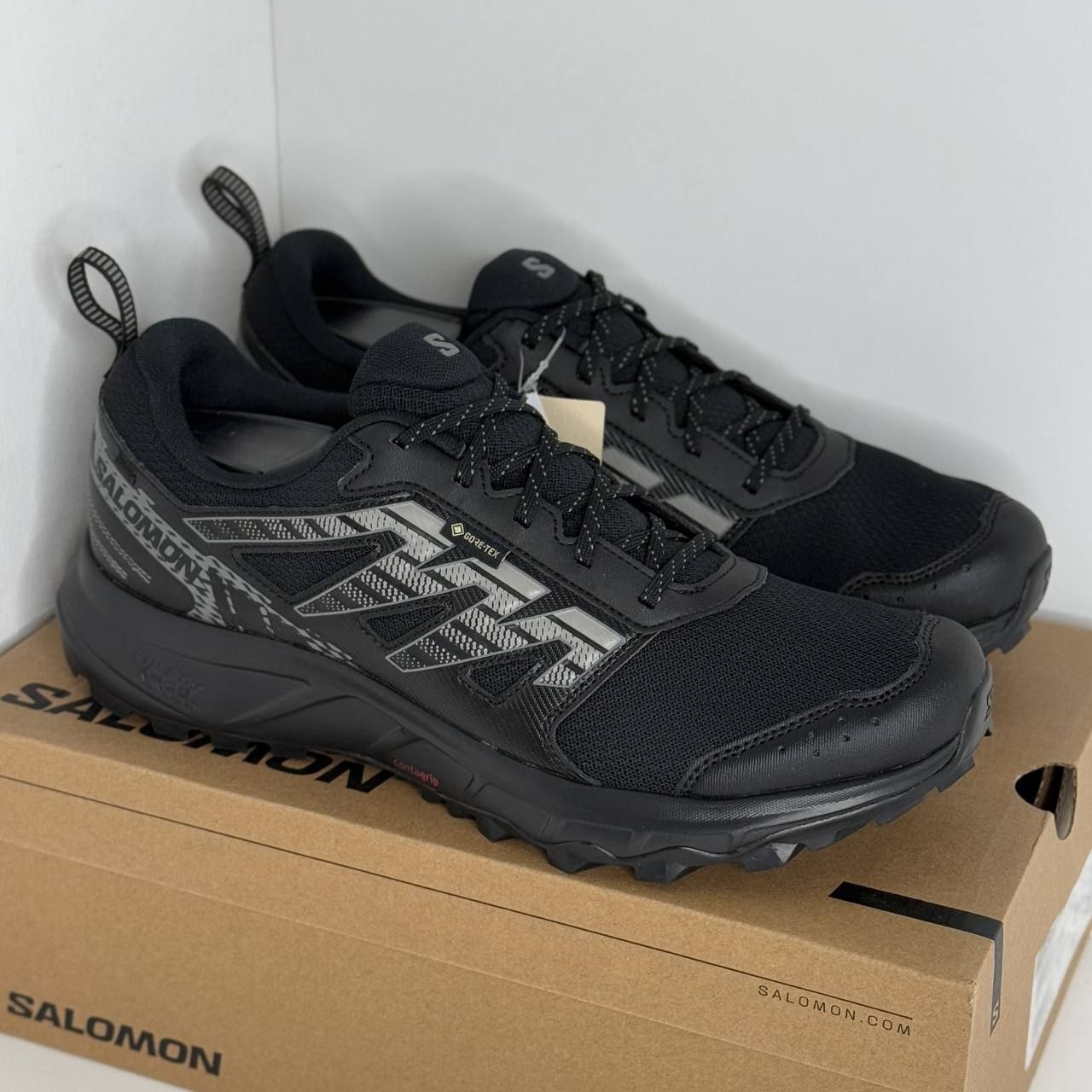 Кроссовки Salomon Wander Gote-Tex 'Black Pewter Frost Grey'