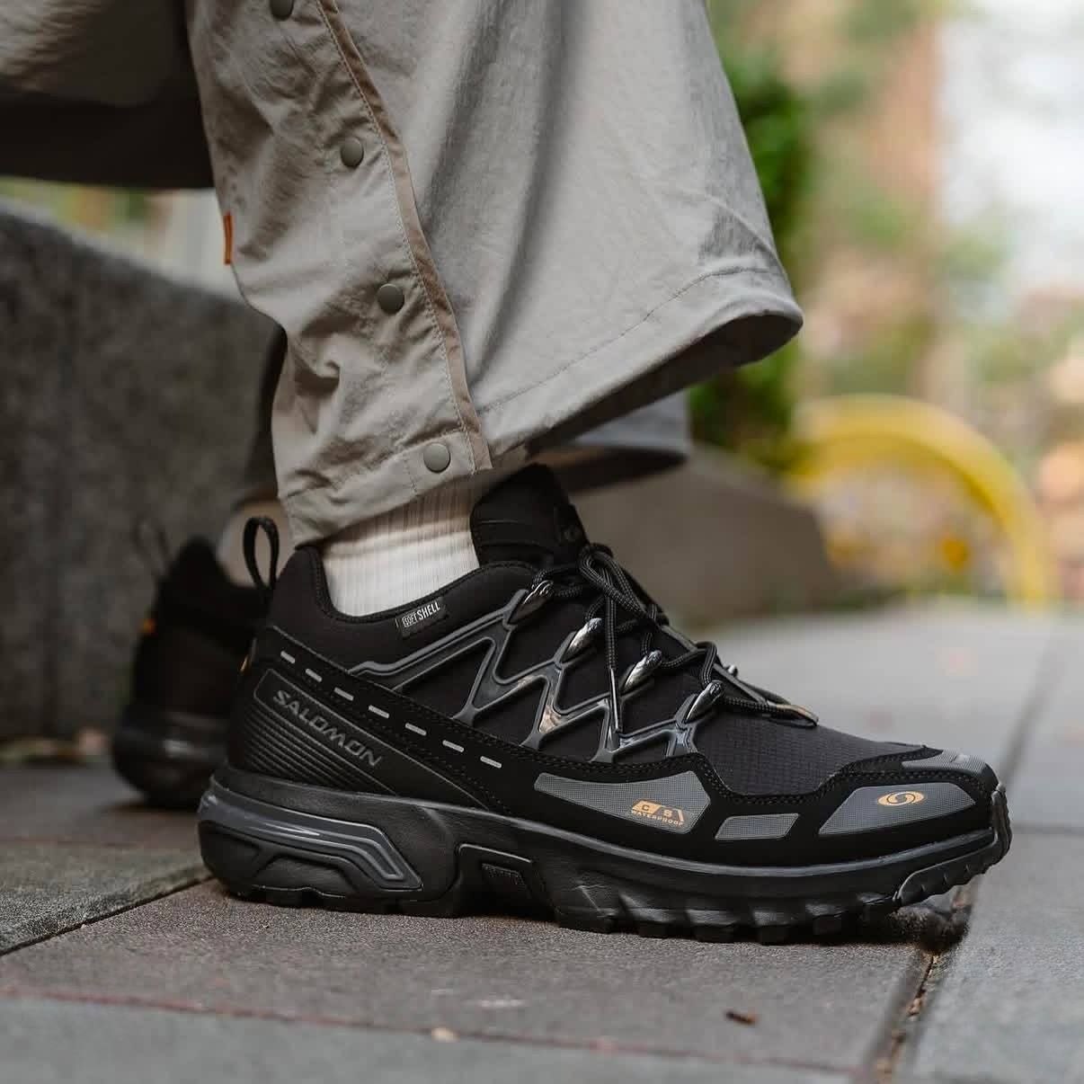 Кроссовки Salomon ACS+ OG CSWP 'Black Golden Yellow'