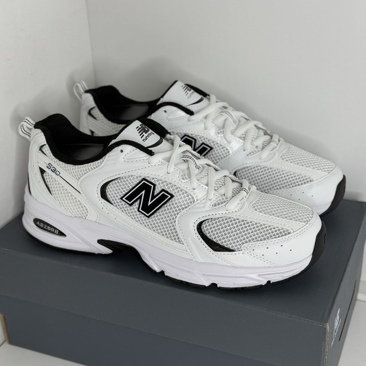 Кроссовки New Balance 530 'White Black'