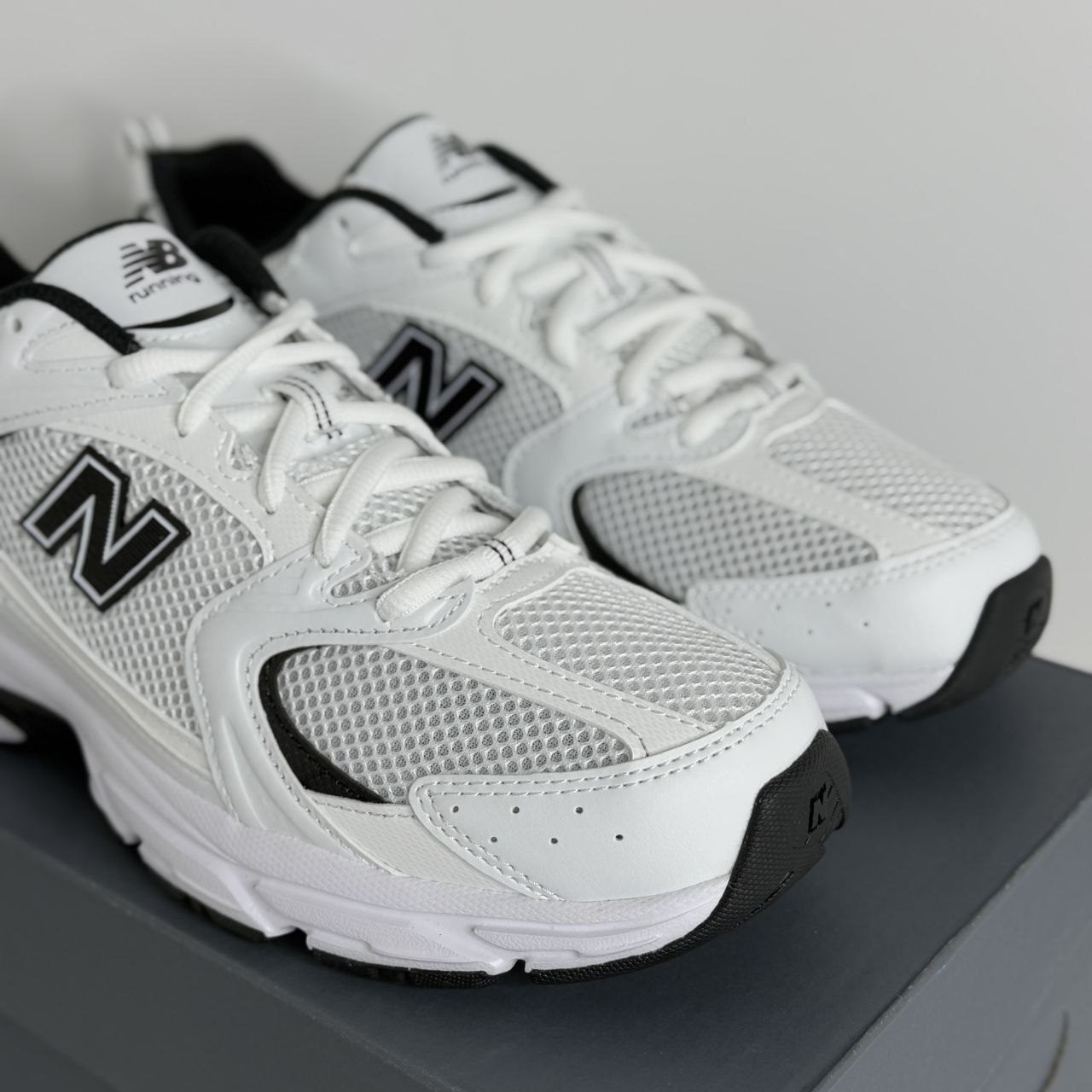 Кроссовки New Balance 530 'White Black'