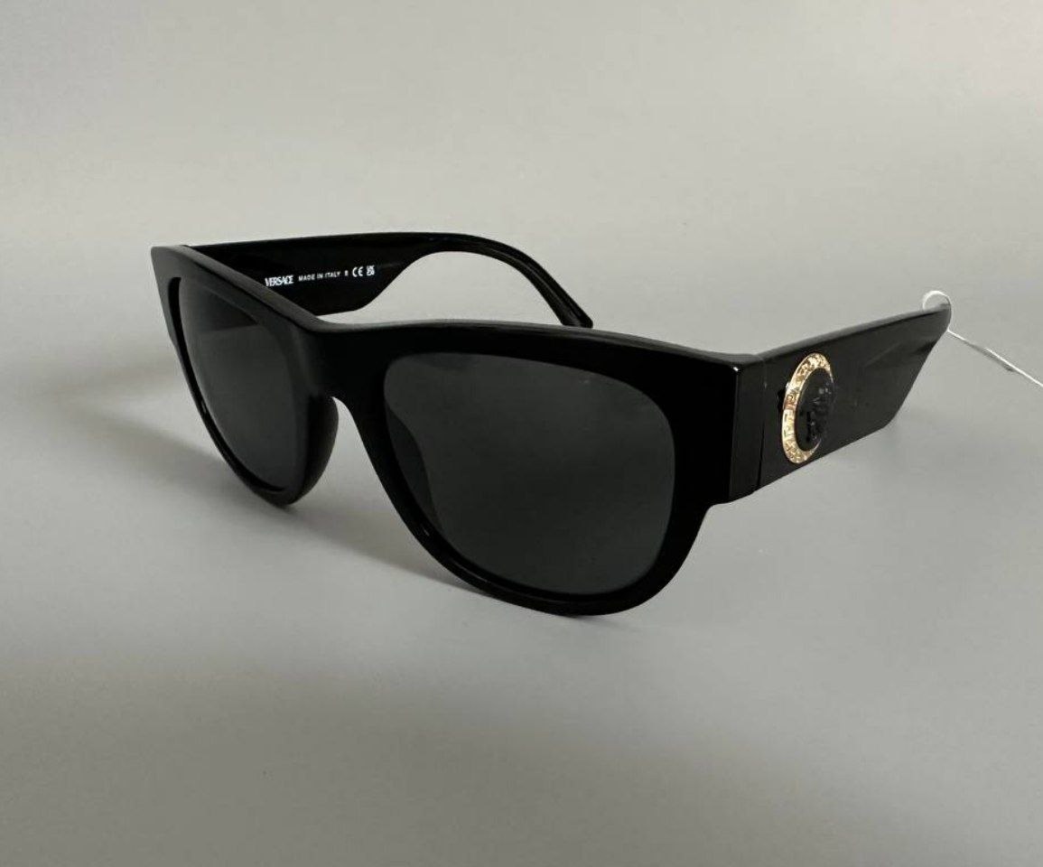 Женские очки VERSACE Pillow Sunglasses
