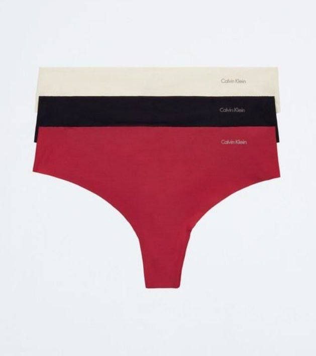 Женские трусики Calvin Klein Invisibles 3 Pack Thong