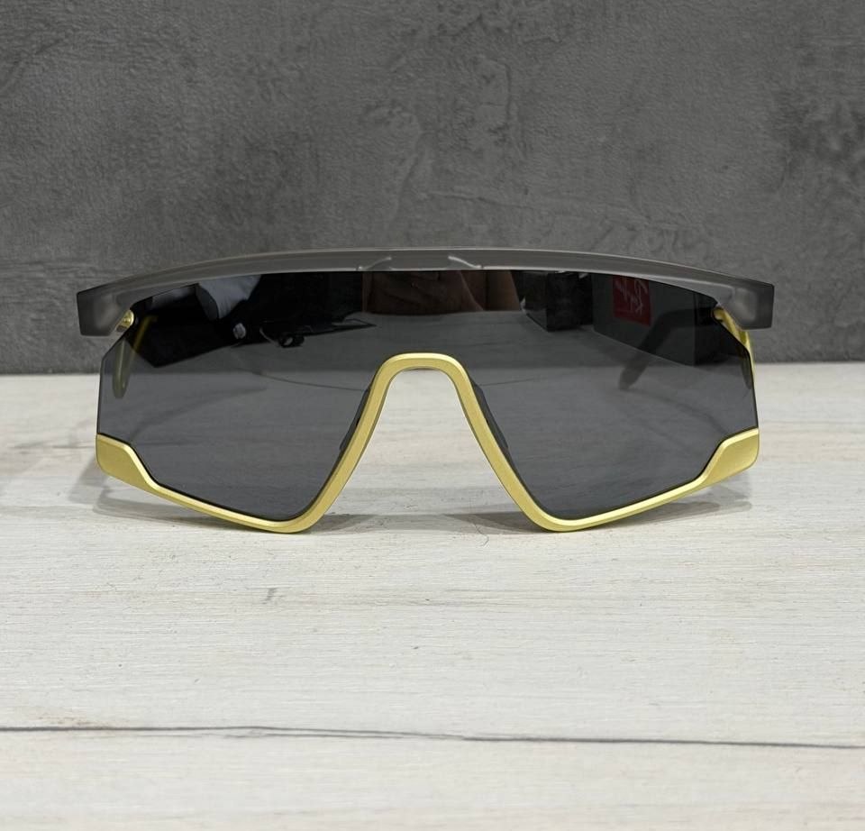 Спортивные очки унисекс Oakley BXTR Metal Alloy Collection Sunglasses