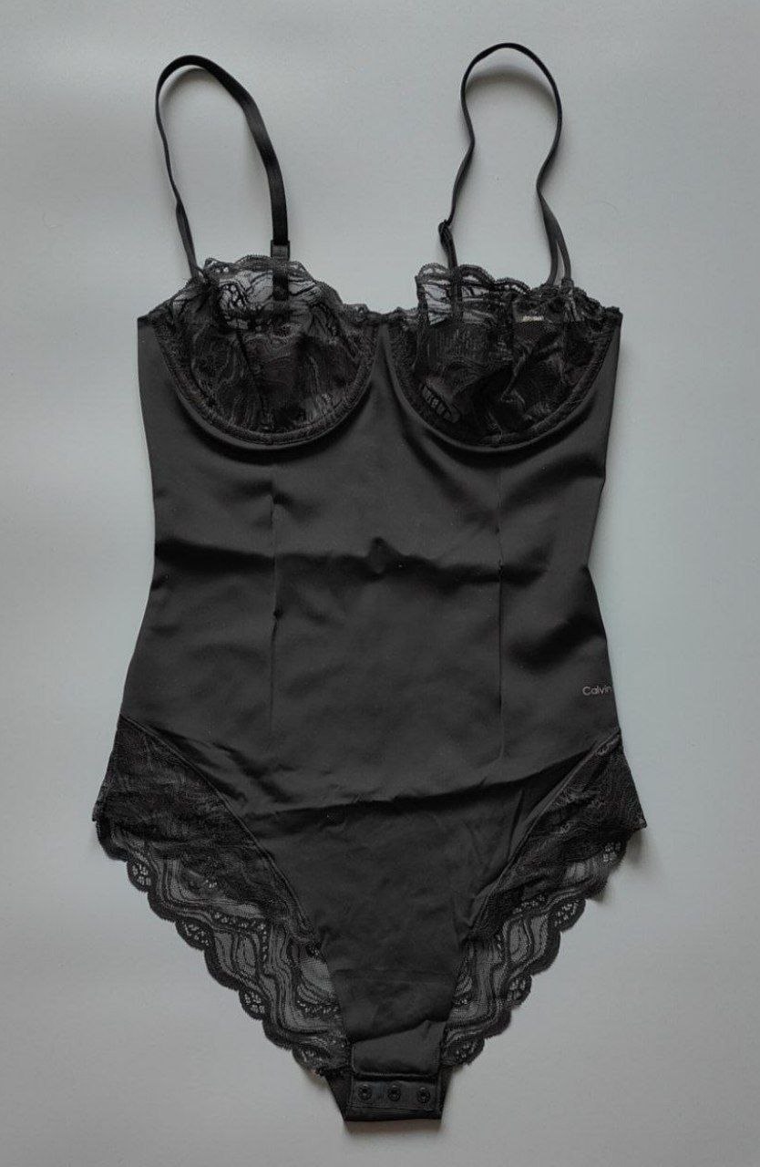 Женское боди Calvin Klein Sensual Stretch Lace Bodysuit