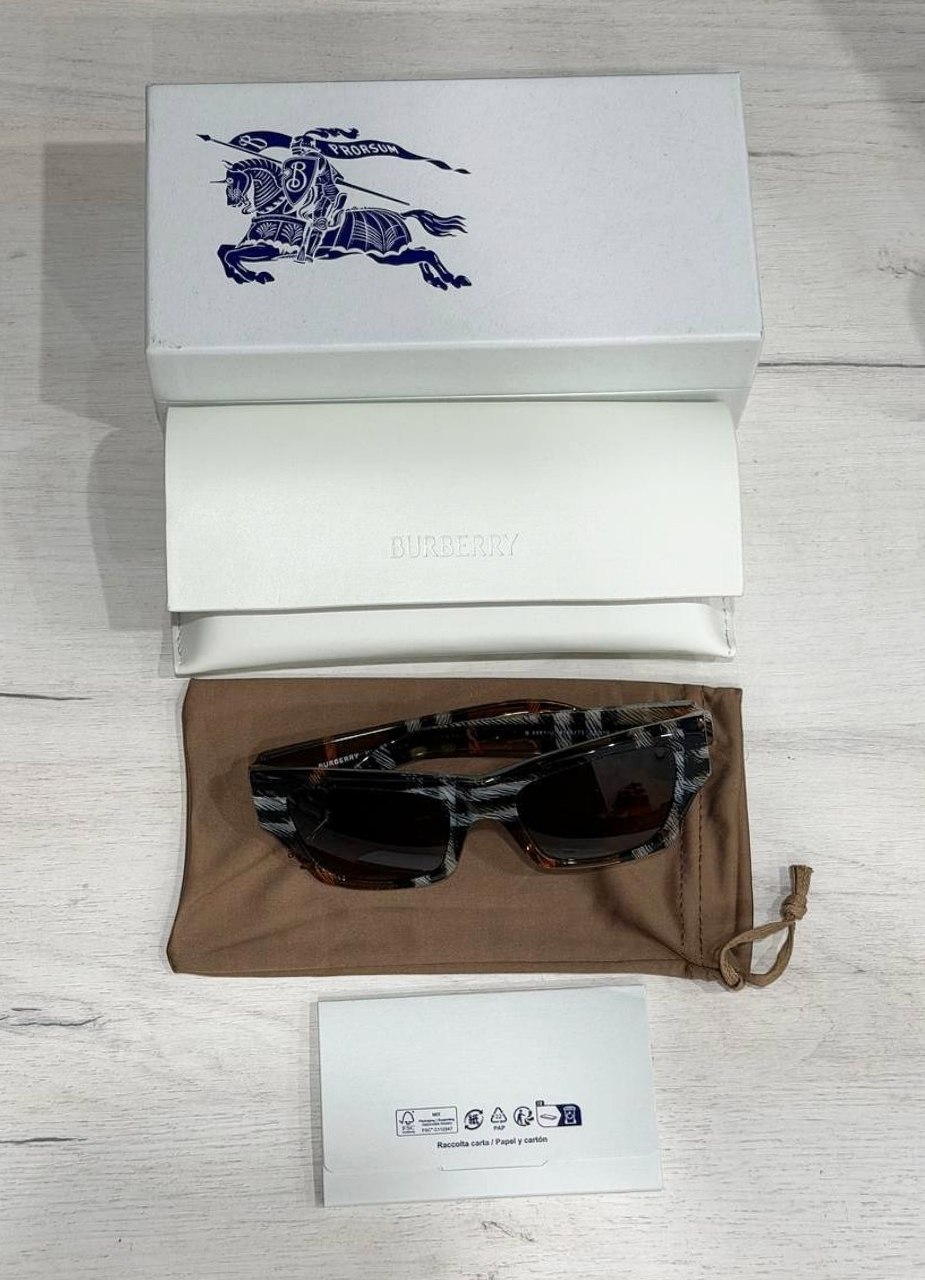 Женские очки BURBERRY ENGLAND Cat Eye Sunglasses 'Check Sand'