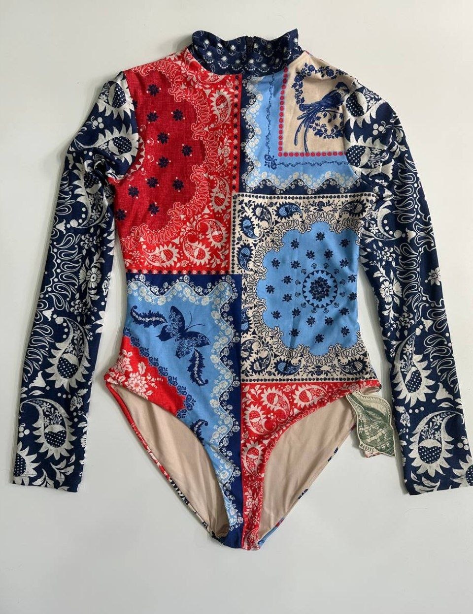 Женский купальник Agua Bendita Mei Atma Rashguard One-Piece
