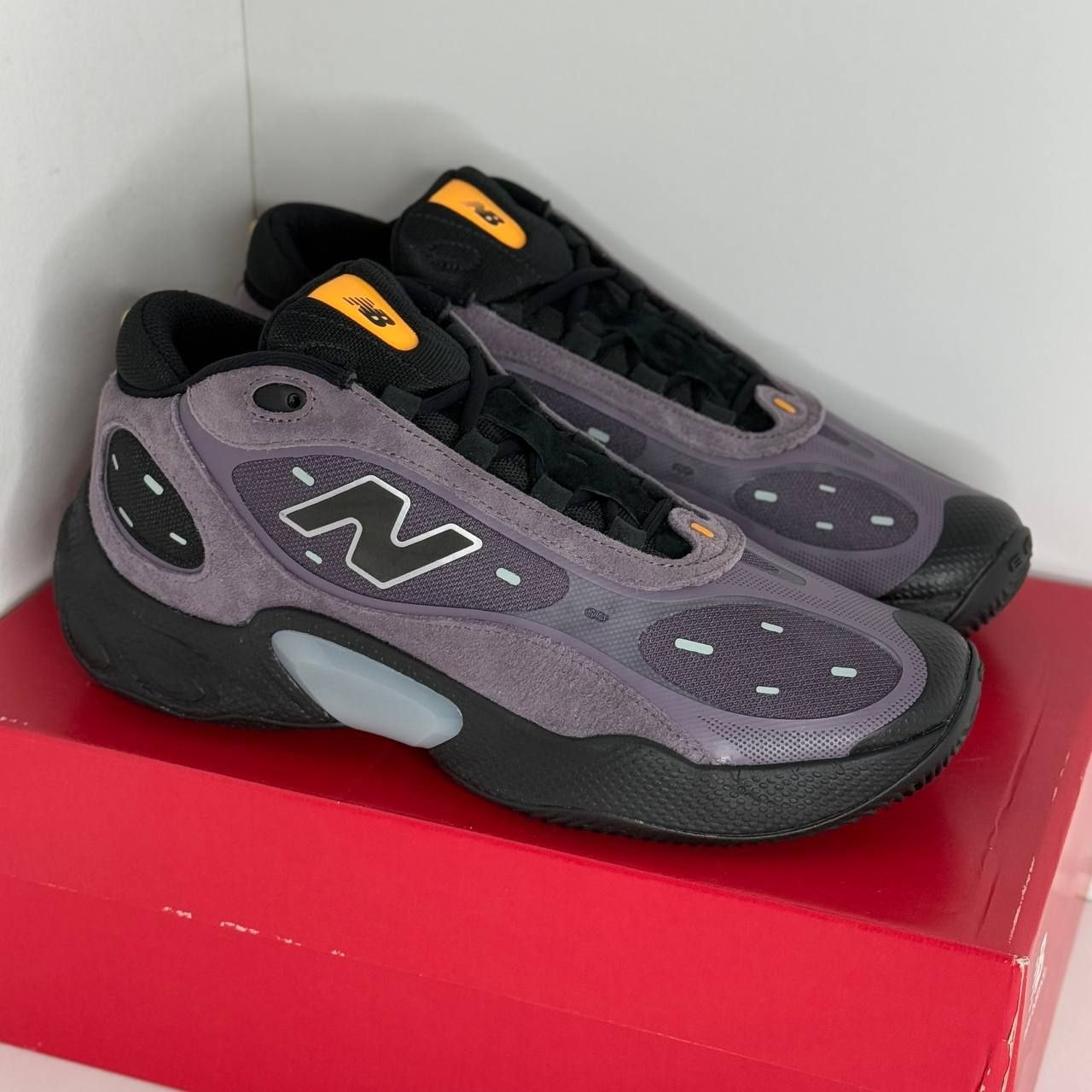 Баскетбольные кроссовки New Balance Fresh Foam BB V3 'Dark Ice Wine Black'