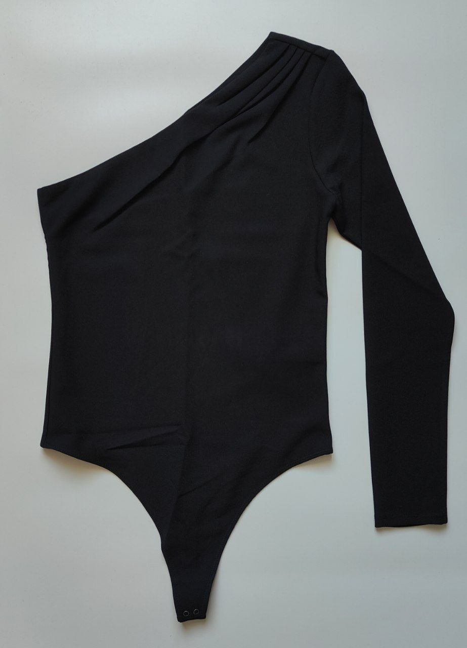 Боди Abercrombie & Fitch Long-Sleeve Crepe Asymmetrical One-Shoulder Bodysuit 'Black'
