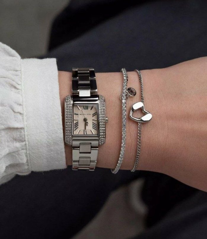 Часы и ювелирный набор Michael Kors Mini Emery Pavé Watch and Bracelet Gift Set 'Silver'