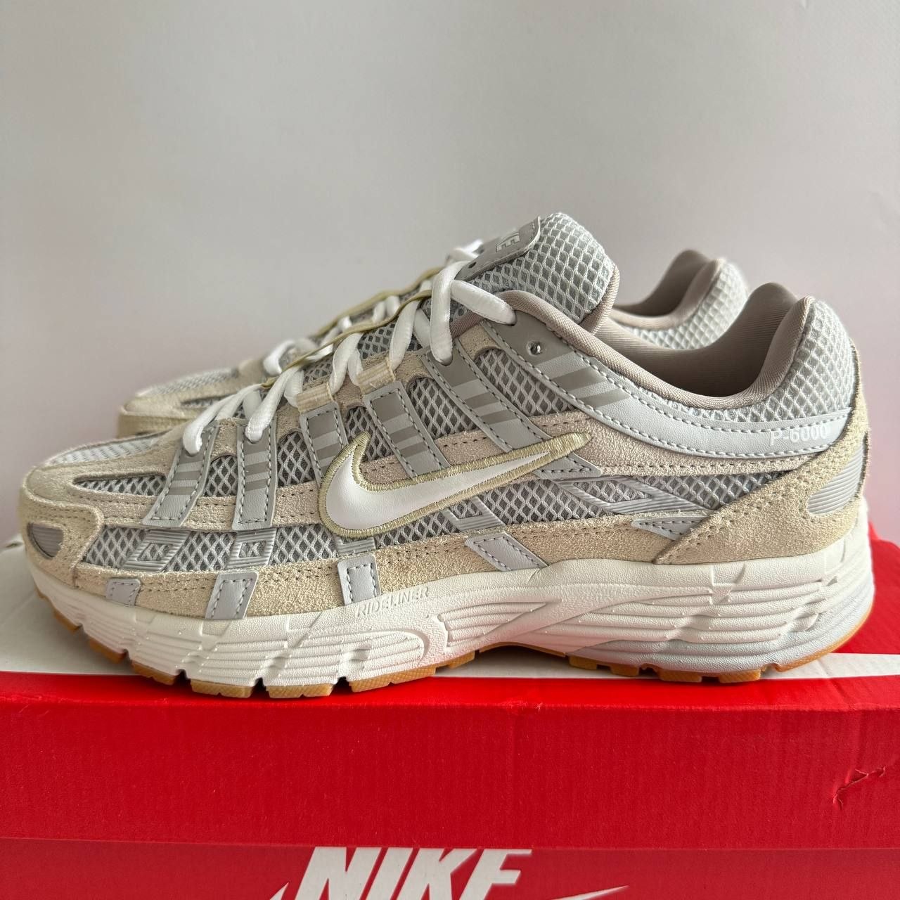 Женские кроссовки Nike P-6000 'Photon Dust Light Khaki'