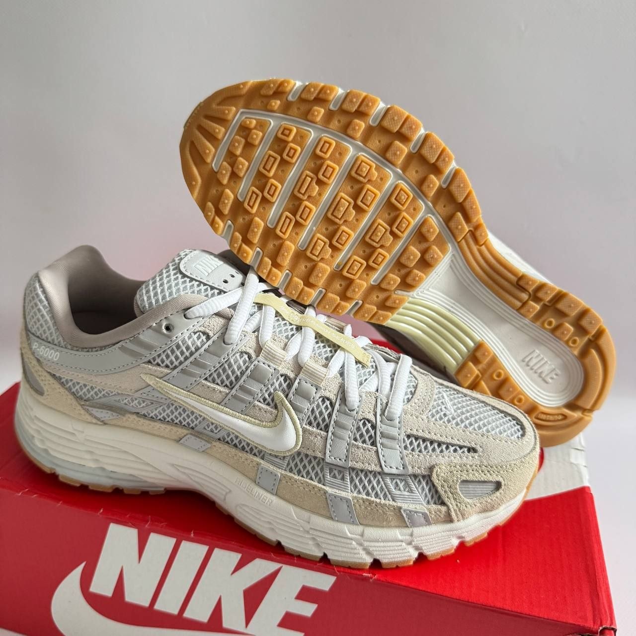 Женские кроссовки Nike P-6000 'Photon Dust Light Khaki'