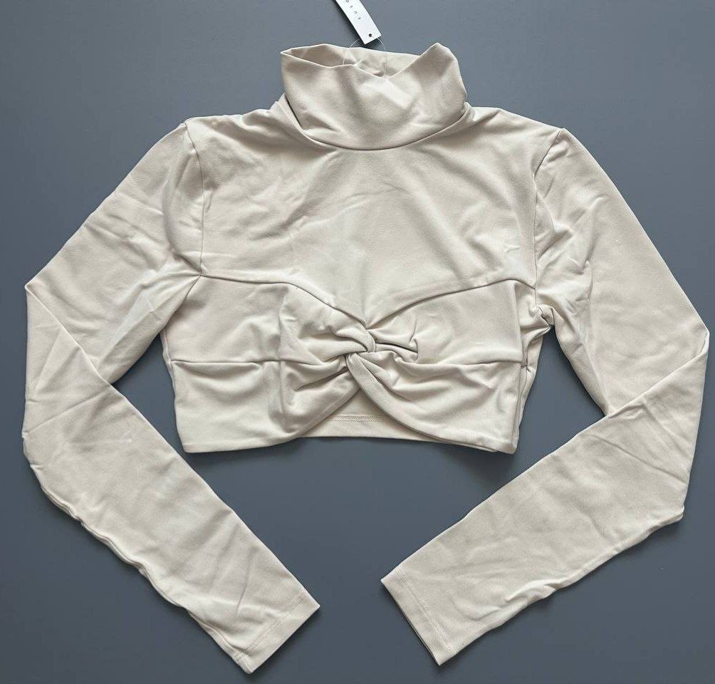 Женский топ Susana Monaco Twist Mock Neck Crop Top