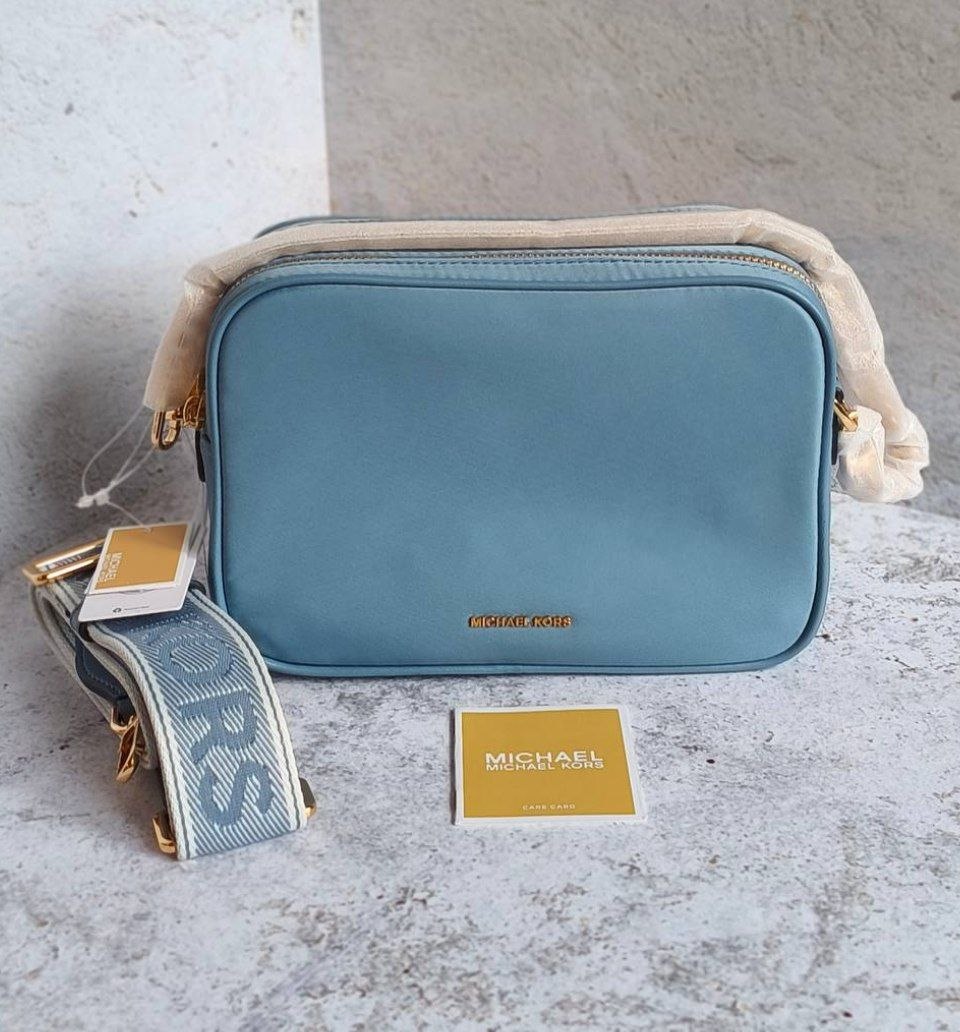 Сумка Michael Kors Bryant Medium Nylon Camera Crossbody Bag