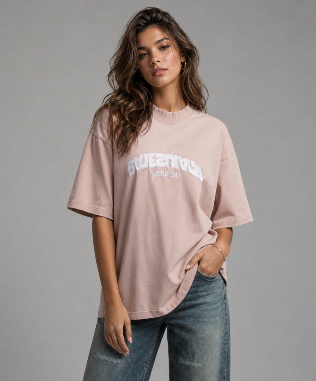 Футболка унисекс Balenciaga Vintage Jersey Back Flip Logo T-Shirt 'Pink'