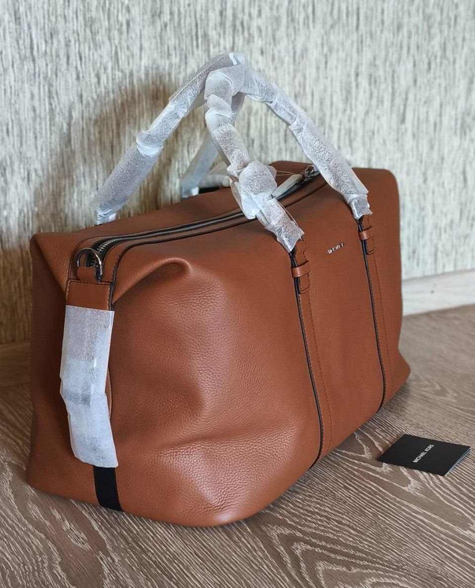 Дорожная / спортивная сумка Michael Kors Hudson Leather Duffel Bag 'Luggage'