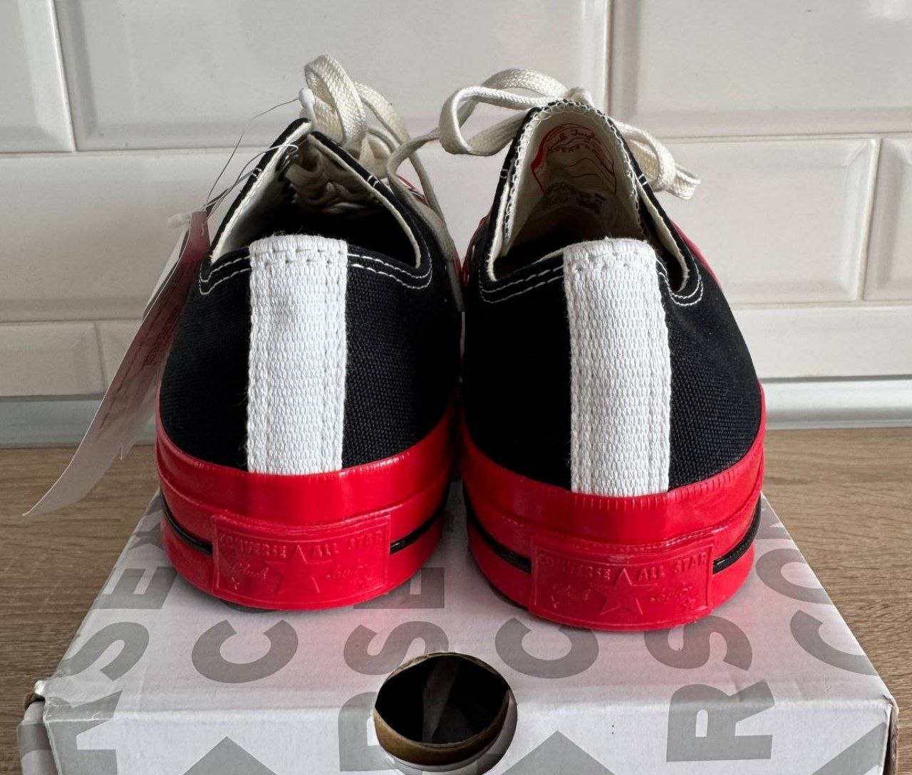 Кеды Converse Chuck 70 Ox x Comme des Garçons PLAY 'Black Red Midsole'