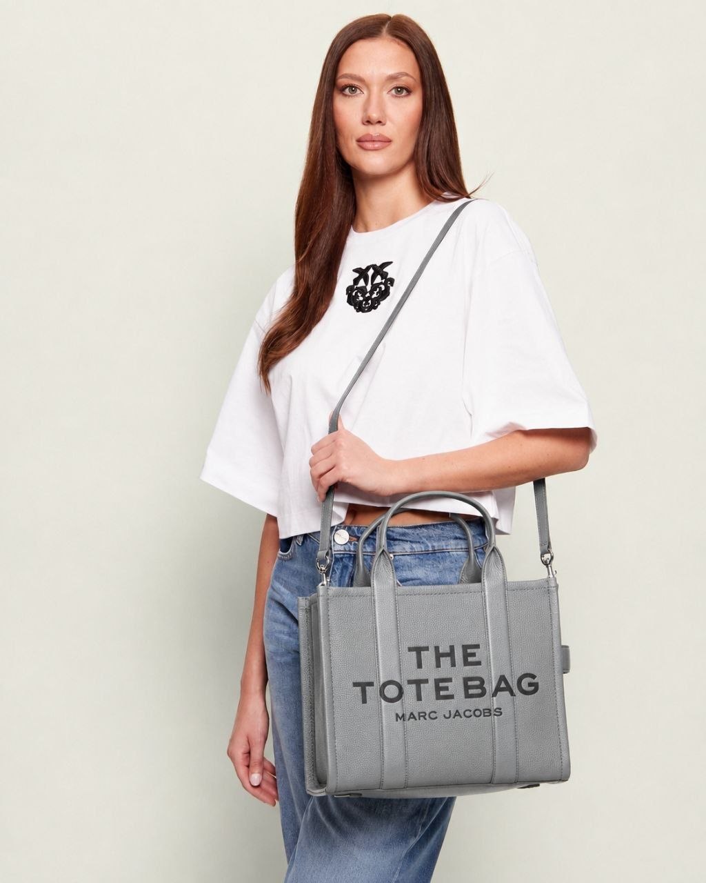 Сумка Marc Jacobs The Leather Medium Tote Bag