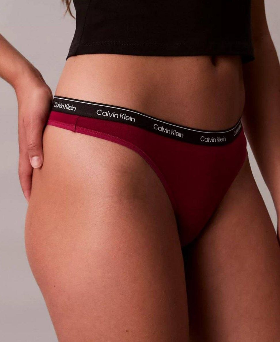 Женские трусики Calvin Klein Icon Logo Thong (набор 7шт)