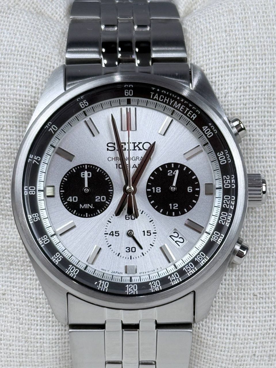 Часы Seiko Chronograph Essentials Steel Watch
