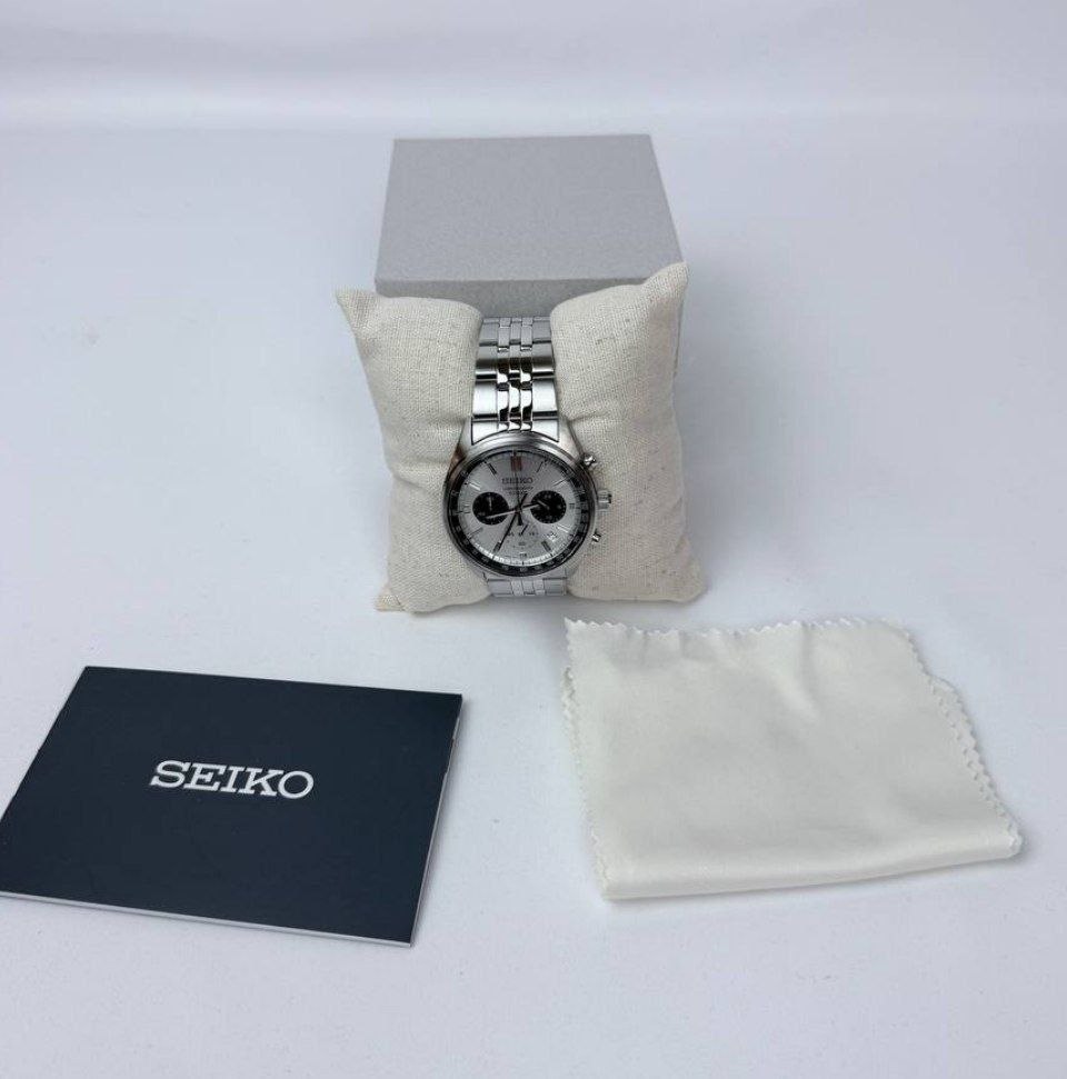 Часы Seiko Chronograph Essentials Steel Watch