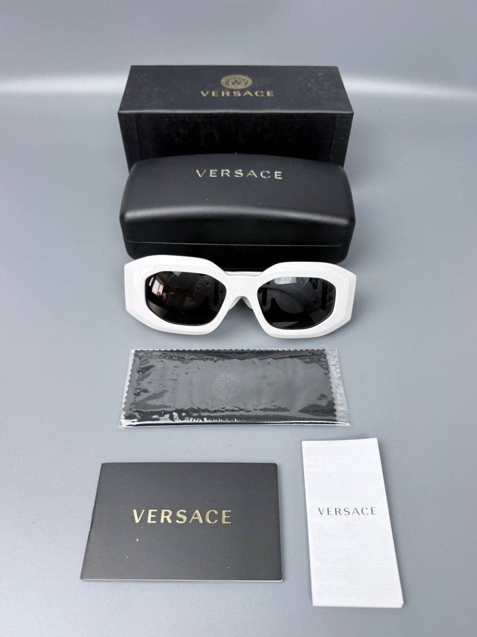 Очки унисекс VERSACE Medusa Sunglasses