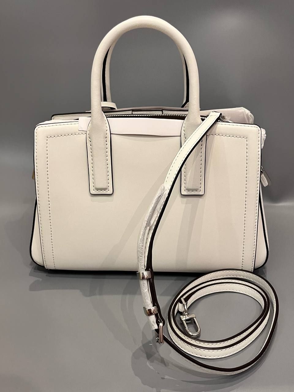 Сумка Michael Kors Laila Small Embellished Laser Cut Leather Satchel 'Optic White'