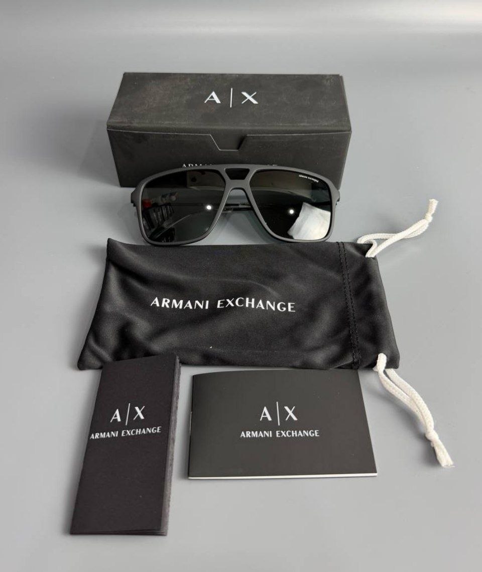 Очки Armani Exchange Pilot Sunglasses