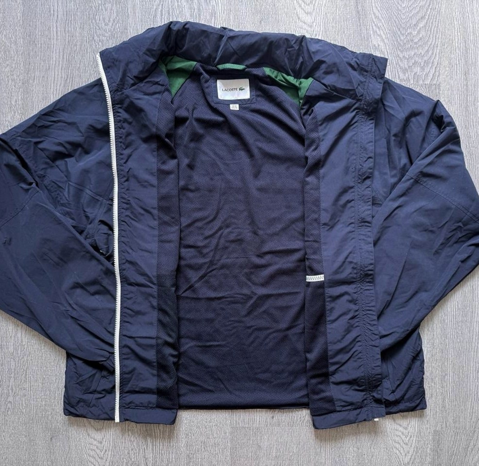 Куртка ветровка Lacoste Water Repellent Hooded Jacket