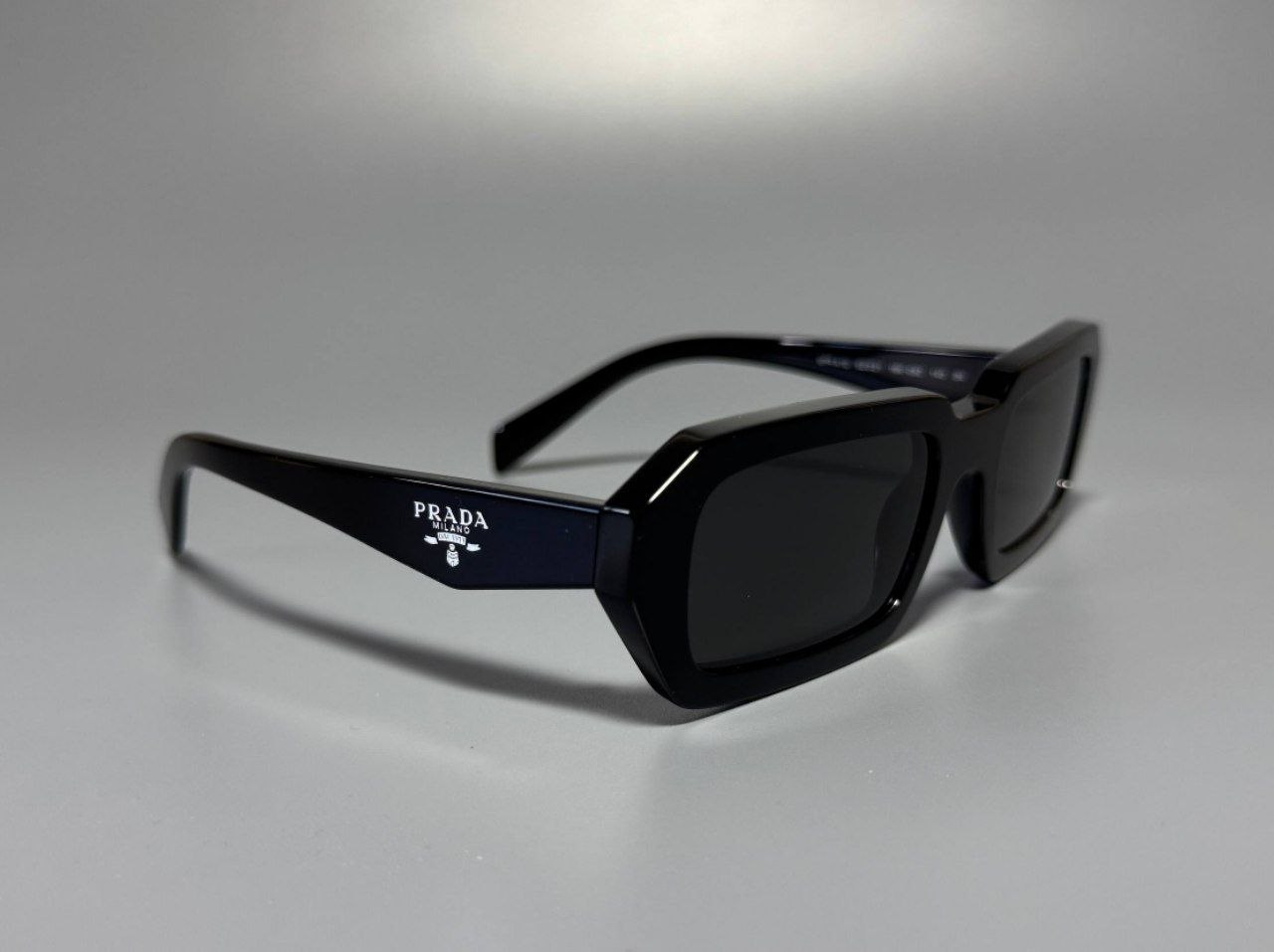 Женские очки PRADA Symbole Sunglasses