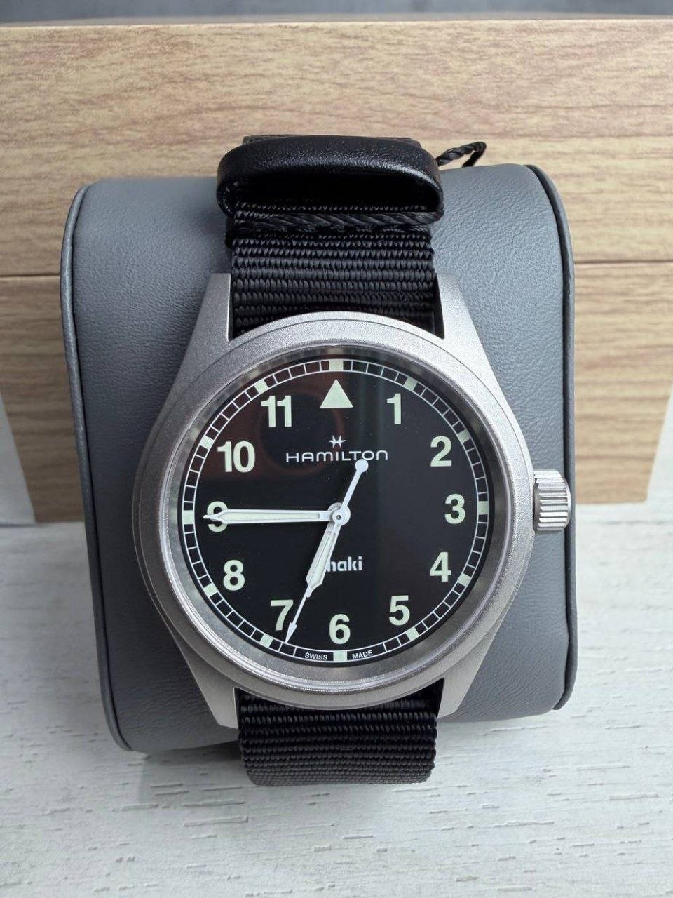 Часы Hamilton Khaki Field Quartz