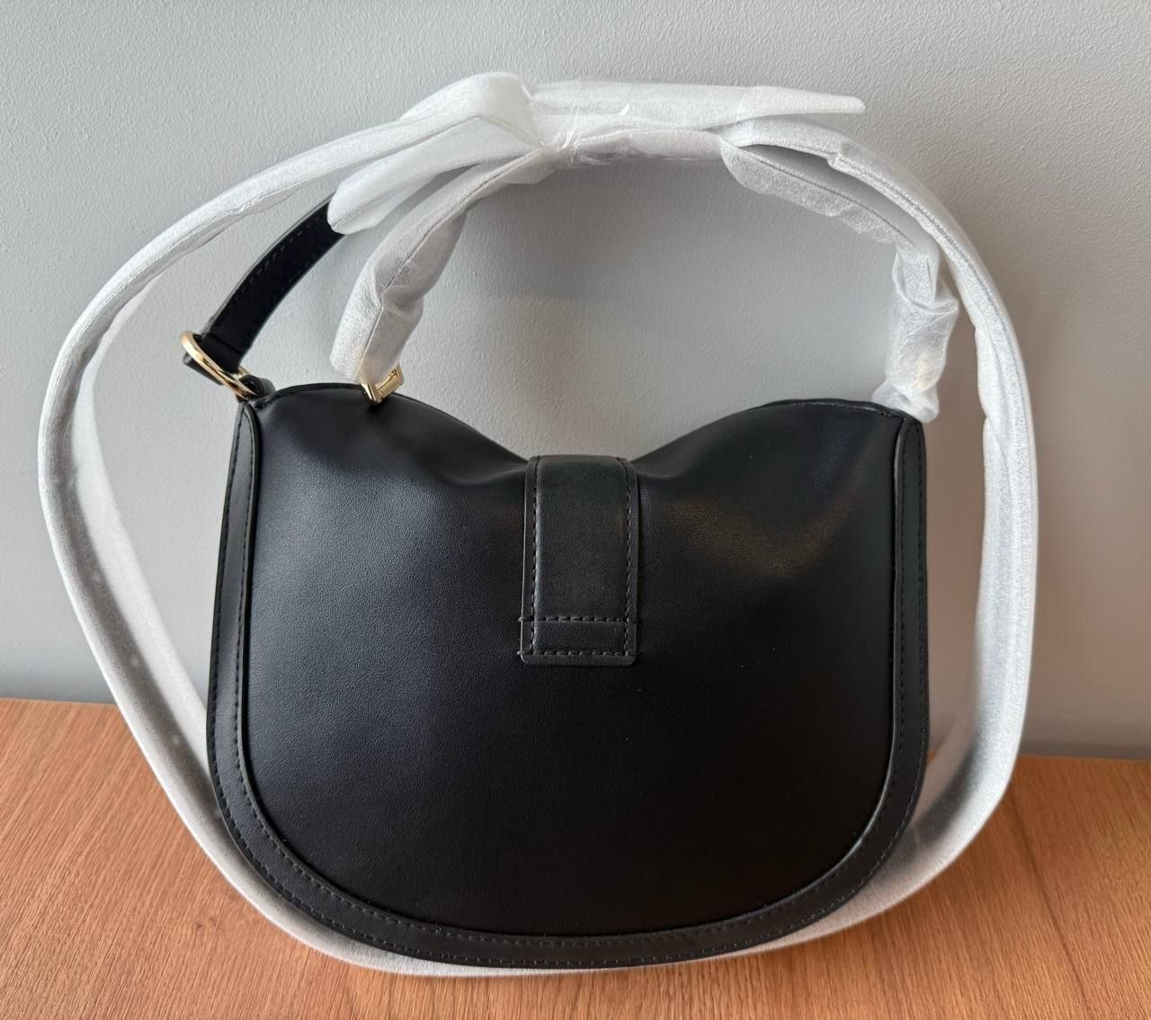 Женская сумка Michael Kors Gabby Small Hobo Crossbody Bag