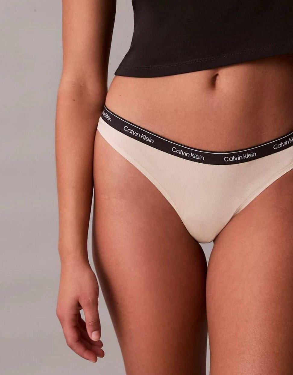 Женские трусики Calvin Klein Icon Logo Thong (набор 7шт)