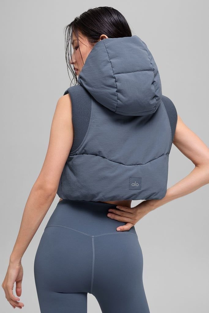 Женский жилет Alo Yoga Fast Lane Puffer Vest