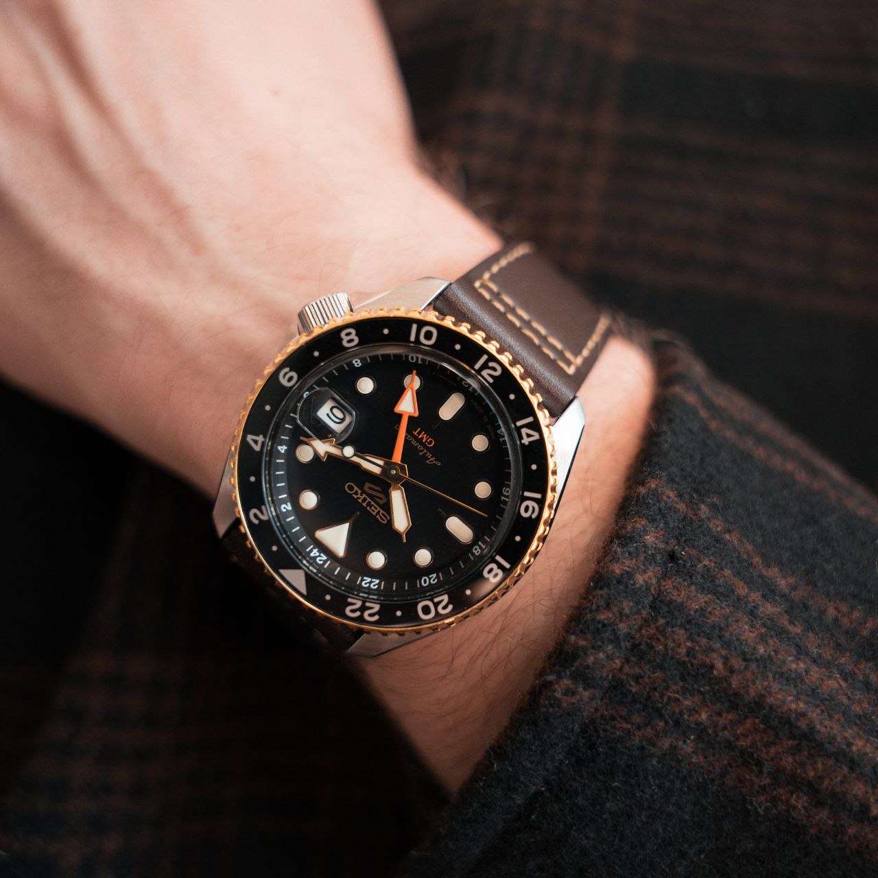 Часы Seiko 5 Sports SKX GMT 'Mocha'